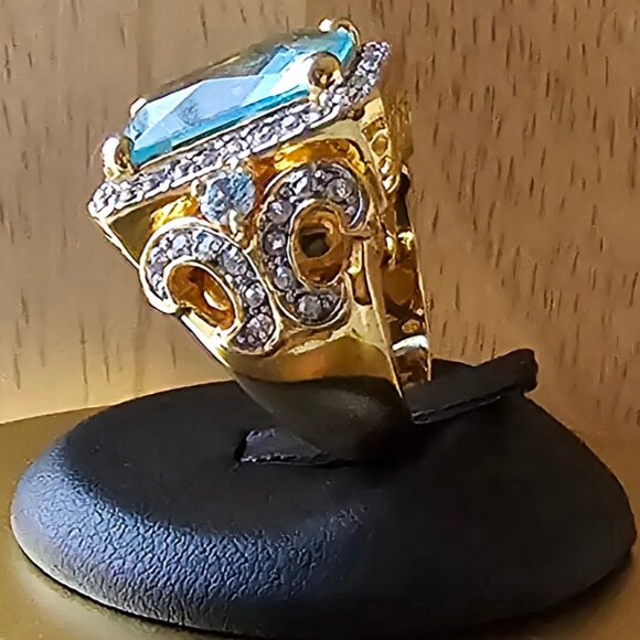 Pretty 18kt gold electroplated Blue Ring - Picture 3 of 7